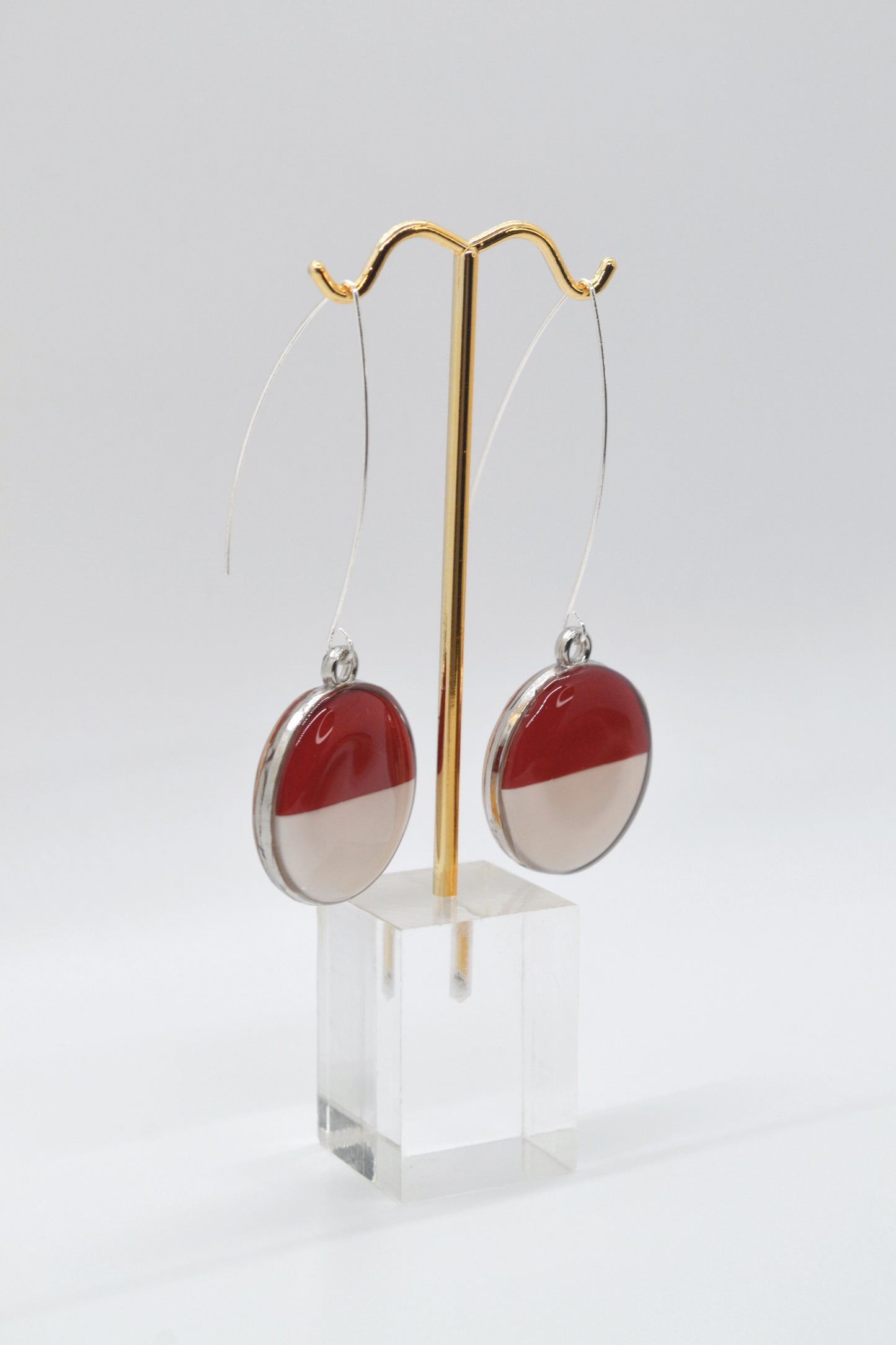 Red & White Circle V-Hook Earrings