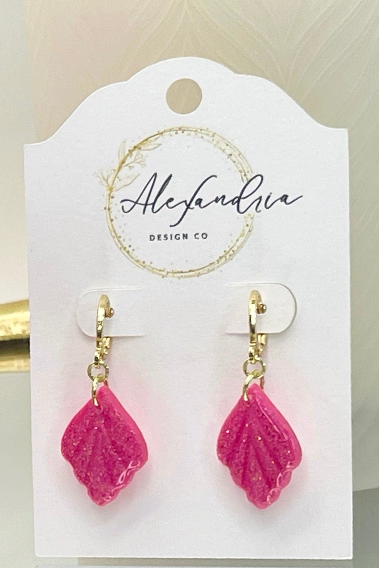 Glitter Pink Scallop