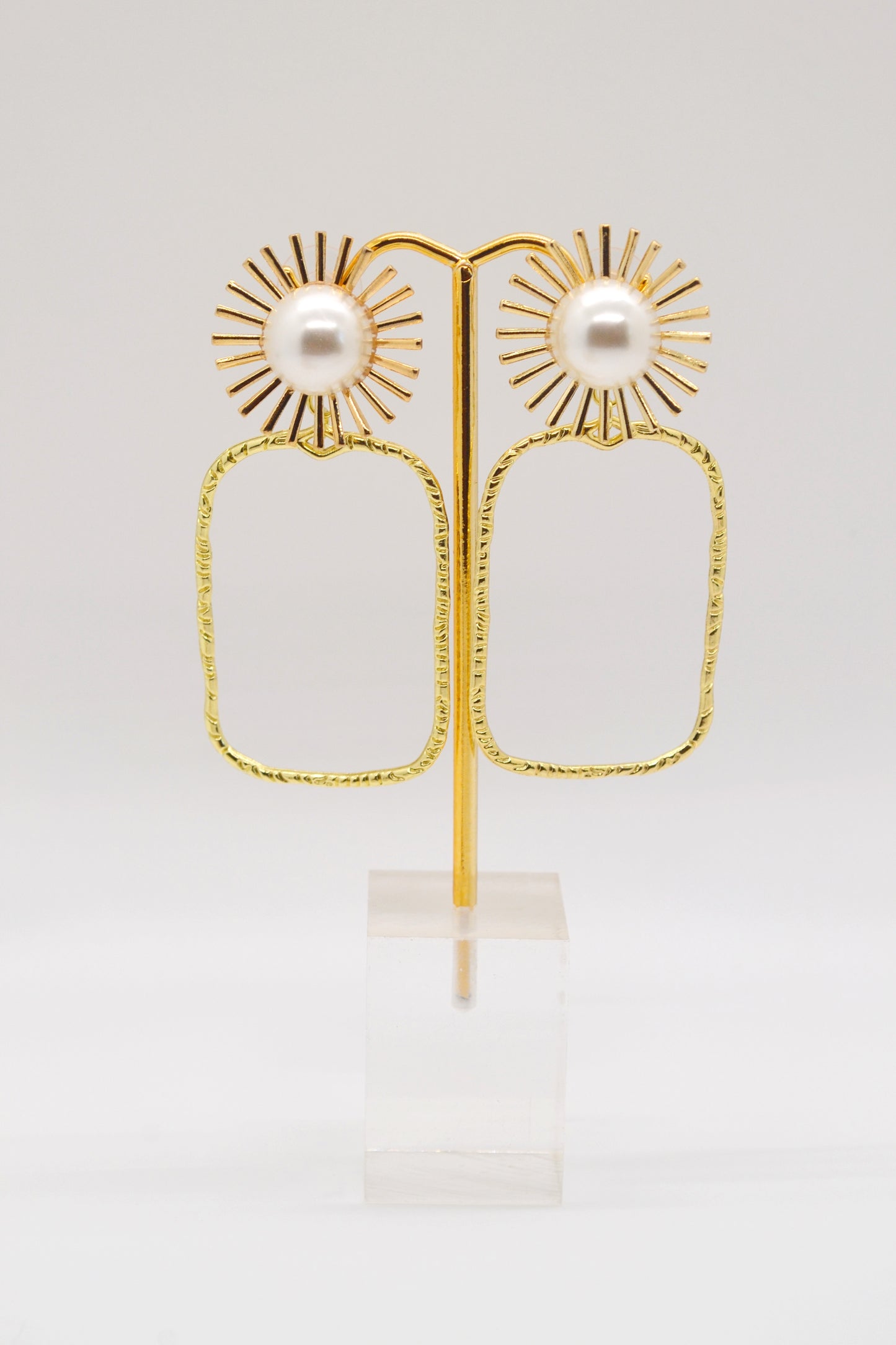 Pearl Sunburst Hoops